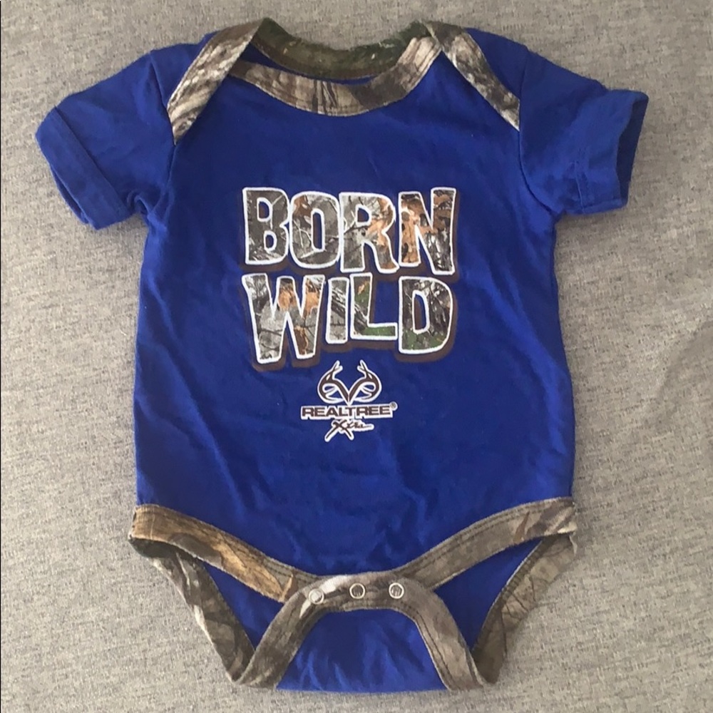 RealTree blue Born Wild onesie - 0/3 months